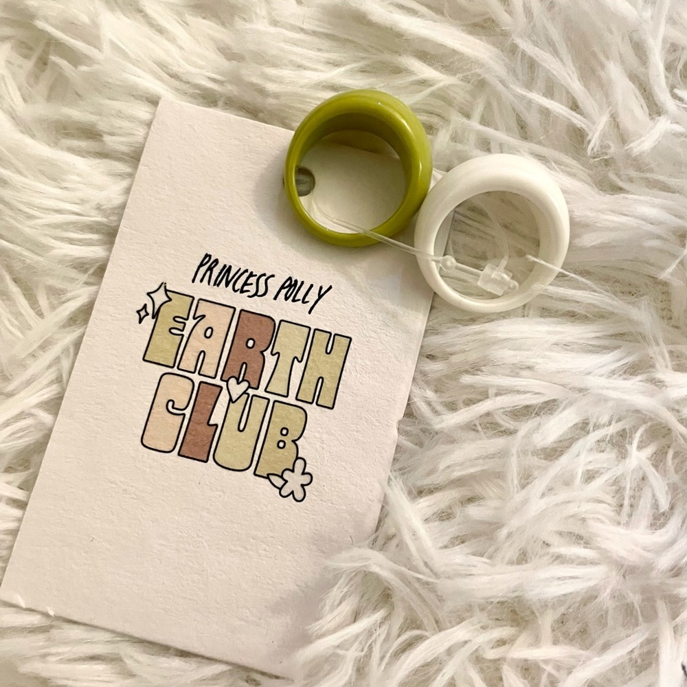 princess polly recycled plastic rings set (green & white)